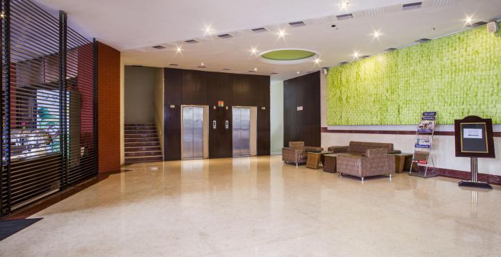 Sandhya Hotel Haiderabad Buitenkant foto