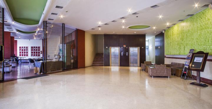 Sandhya Hotel Haiderabad Buitenkant foto